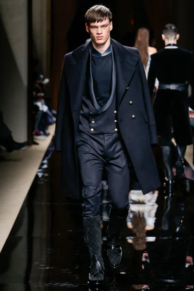 Look 53